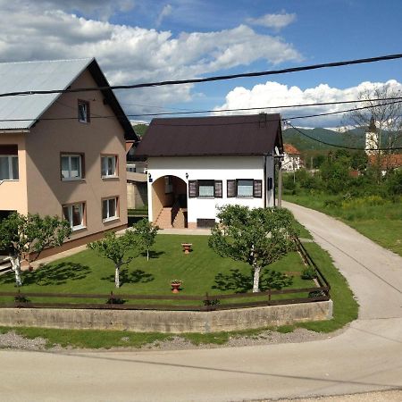 Quiet Country Side Cottage Near Nature Park Velebit Lovinac  Exterior foto