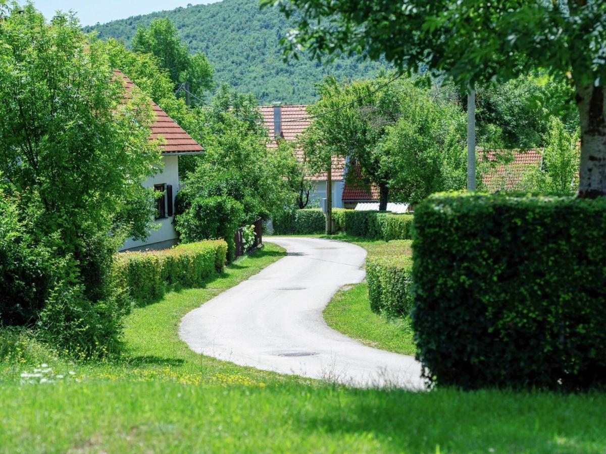 Quiet Country Side Cottage Near Nature Park Velebit Lovinac  Exterior foto